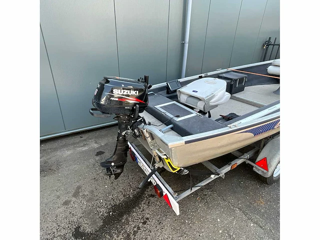 Linder fishing 440 consoleboot en visboot - afbeelding 3 van  12