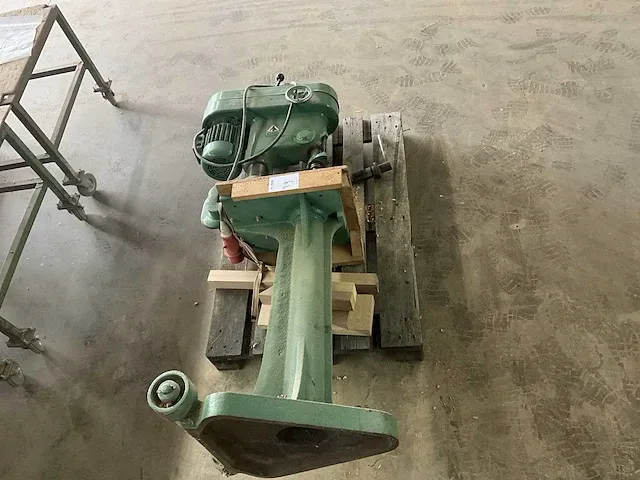 Lindeteves kolomboormachine - afbeelding 1 van  5