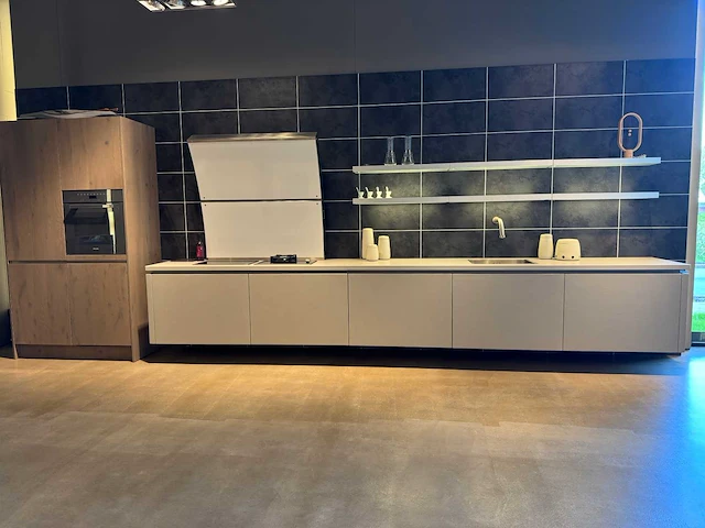 Linea quatro - kitchen arrangement - afbeelding 1 van  46