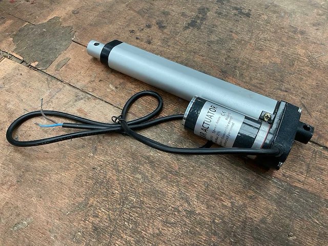 Linear actuator - afbeelding 1 van  3