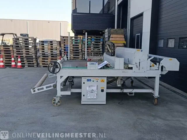 Linoleum zaagtafel j.blom opmeer, bouwjaar 2016 - afbeelding 29 van  29