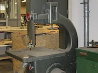 Lintzaagmachine nn. bouwjaar onbekend. afmeting 85 x 140 x 240 cm - afbeelding 2 van  3