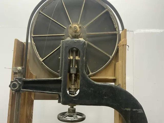 Lintzaagmachine - afbeelding 16 van  17