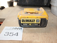 Lion accu dewalt 4 amp xr lion. - afbeelding 1 van  1