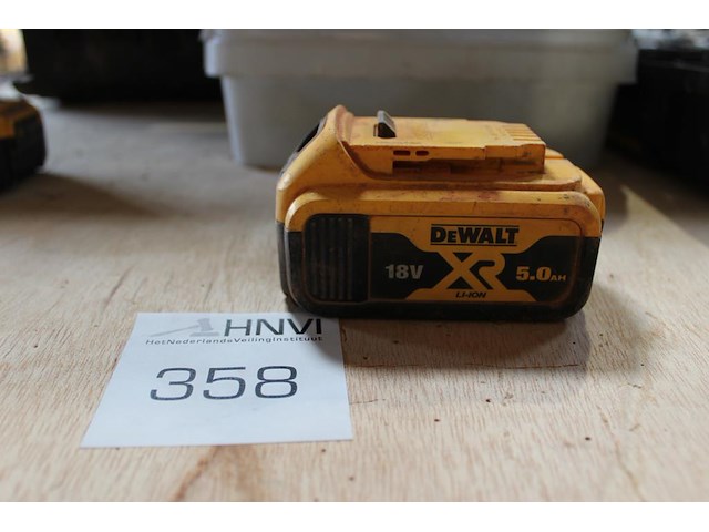 Lion accu dewalt 5 amp xr lion. - afbeelding 1 van  1