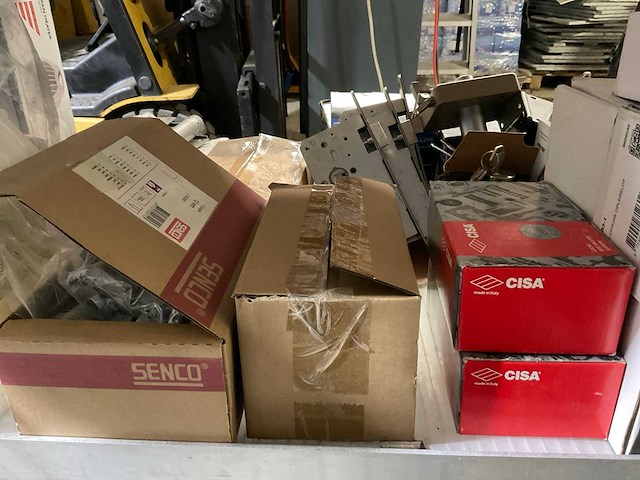 Lips, senco, eurom, intersteel, cisa slot, deurbeslag - afbeelding 5 van  7