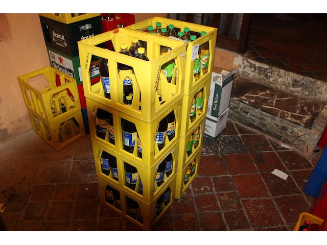 Lipton ice tea in 7 volle en 1 aangebroken krat tht 2 en 3-2026. - afbeelding 1 van  2