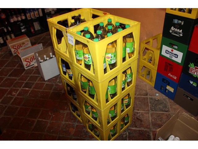 Lipton ice tea in 7 volle en 1 aangebroken krat tht 2 en 3-2026. - afbeelding 2 van  2