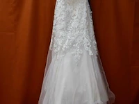 Lisa donetti trouwjurk, strapless - model diane legrand deluxe 50353 - maat 40 - afbeelding 1 van  11