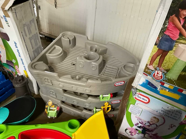 Little tikes partij buitenspeelgoed - afbeelding 2 van  11