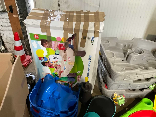 Little tikes partij buitenspeelgoed - afbeelding 6 van  11