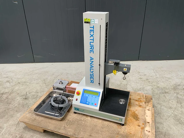 Lloyd instruments ta plus texture analyser - afbeelding 2 van  5