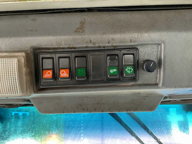 Lm trac - 285 - werktuigendrager/onkruidborstel machine - afbeelding 2 van  10