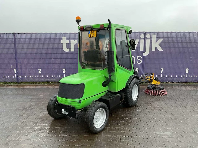 Lm trac 285 onkruidborstel machine - afbeelding 6 van  10