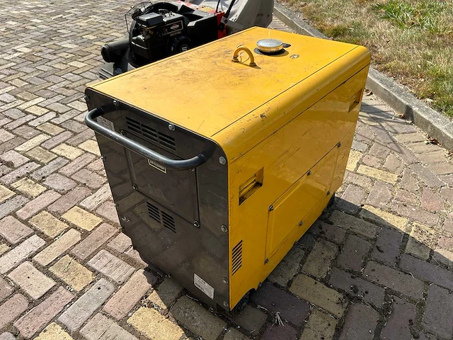 Loadup 75050 diesel stroomgenerator - afbeelding 2 van  8
