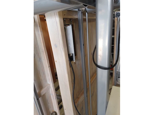(locatie almere) ca. 11x in hoogte verstelbaar bureau met natural look - afbeelding 7 van  9