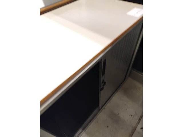 (locatie almere) ca. 28xarchiefkast-jaloeziekast-roldeurkast-schuifdeurkast divers, o.a. emmein en gispen - afbeelding 47 van  58