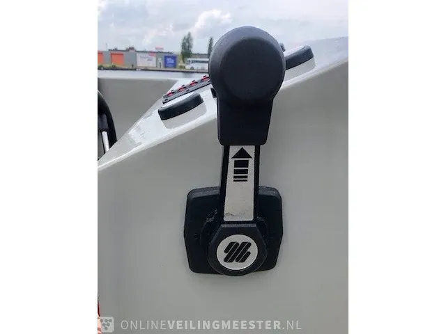 ( locatie assen) tender sloep dreamliner 560 inclusief trailer en 10 pk honda motor, bouwjaar 2022 - afbeelding 8 van  31