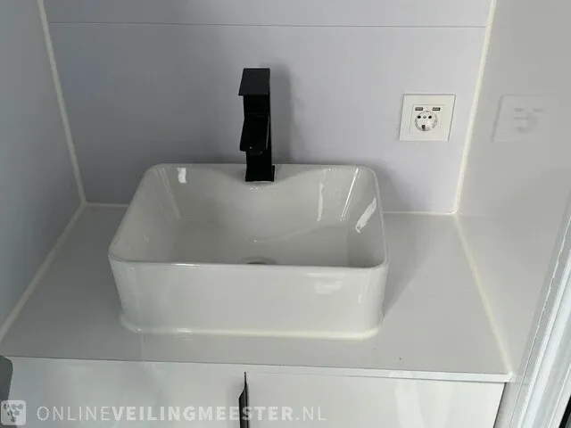 ( locatie barneveld ) studio tiny house stahlworks, 4m-wit-a, bouwjaar 2024 - afbeelding 5 van  16