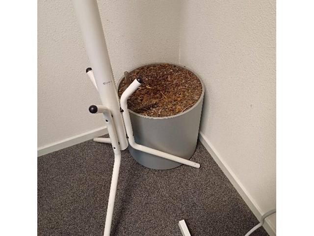 (locatie enschede) partij kantoor meubilair - afbeelding 30 van  62