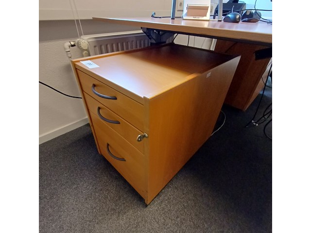(locatie enschede) partij kantoor meubilair - afbeelding 33 van  62