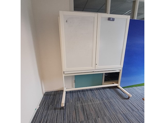 (locatie enschede) partij kantoor meubilair - afbeelding 56 van  62