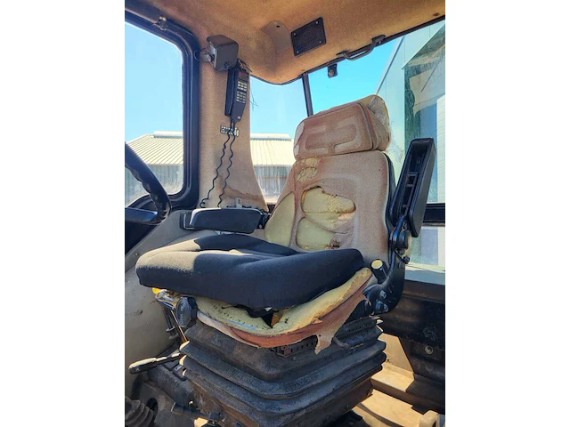 ( locatie froombosch ) trekker, case international , 845xl, rood, 1987 - afbeelding 10 van  11