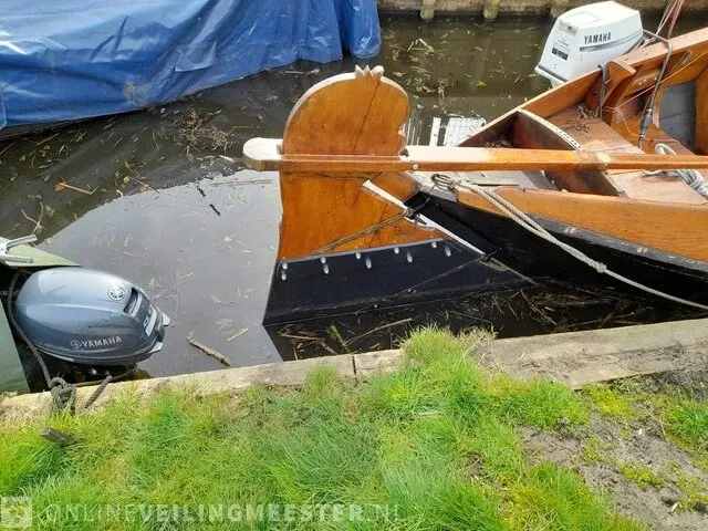 ( locatie giethoorn)zeepunter met yamaha buitenboordmotor punterwerf wildeboer , ds 13, bouwjaar nb - afbeelding 4 van  12