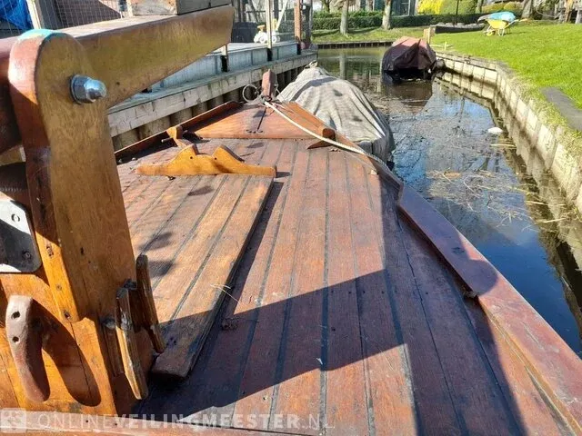 ( locatie giethoorn)zeepunter met yamaha buitenboordmotor punterwerf wildeboer , ds 13, bouwjaar nb - afbeelding 10 van  12