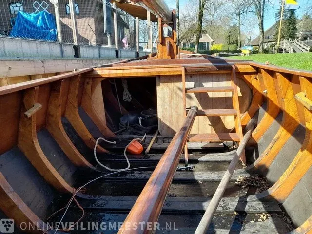 ( locatie giethoorn)zeepunter met yamaha buitenboordmotor punterwerf wildeboer , ds 13, bouwjaar nb - afbeelding 12 van  12