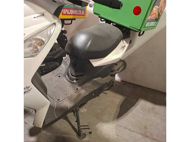 (locatie groningen) 3x bezorgscooter t.b.v. onderdelen, sym, x pro 50 - afbeelding 3 van  15
