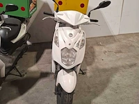 (locatie groningen) 3x bezorgscooter t.b.v. onderdelen, sym, x pro 50 - afbeelding 7 van  15