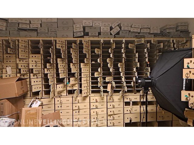 ( locatie haren ) bankkluis - afbeelding 5 van  11