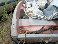 (locatie heeg) kunststof bootje en rubberboot, zodiac - afbeelding 2 van  9