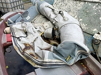 (locatie heeg) kunststof bootje en rubberboot, zodiac - afbeelding 6 van  9