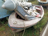 (locatie heeg) kunststof bootje en rubberboot, zodiac - afbeelding 9 van  9