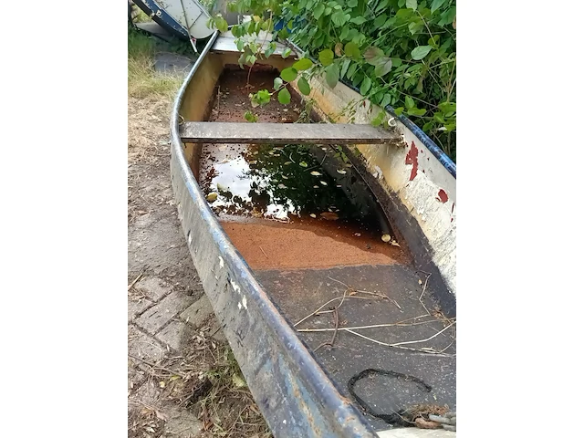 (locatie heeg) metalen punter - afbeelding 3 van  5