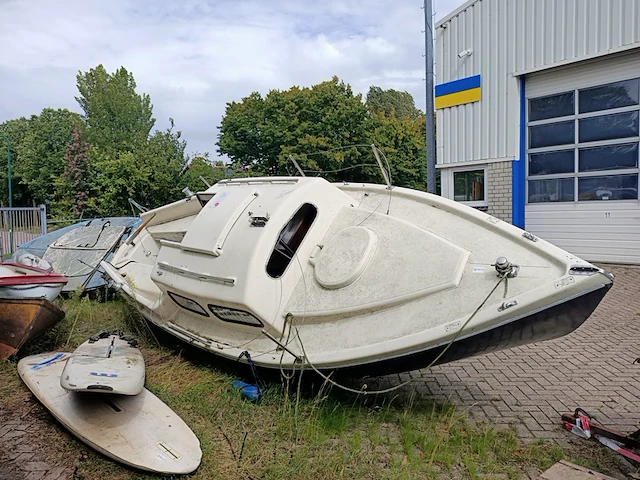 (locatie heeg) zeilboot zonder mast - afbeelding 1 van  15