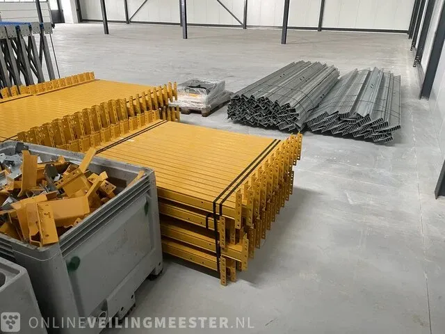 (locatie neede) grote partij magazijnstelling stelling jungheinrich, shuttle stelling, blauw - afbeelding 6 van  14