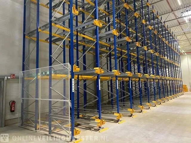 (locatie neede) grote partij magazijnstelling stelling jungheinrich, shuttle stelling, blauw - afbeelding 1 van  14