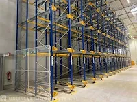 (locatie neede) grote partij magazijnstelling stelling jungheinrich, shuttle stelling, blauw - afbeelding 1 van  14