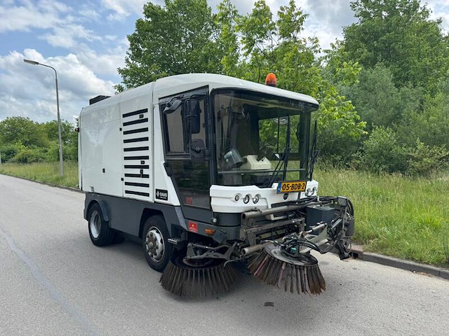 ( locatie nijkerk ) veegmachine, ravo, 580 euro 5, 2013 - afbeelding 13 van  23