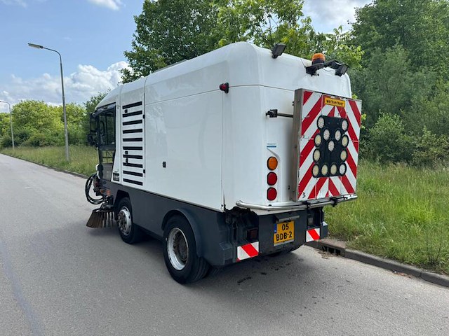 ( locatie nijkerk ) veegmachine, ravo, 580 euro 5, 2013 - afbeelding 17 van  23