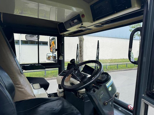 ( locatie nijkerk ) veegmachine, ravo, 580 euro 5, 2013 - afbeelding 21 van  23