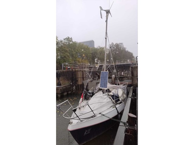 (locatie omgeving nijmegen) polyester kajuitzeiljacht - afbeelding 1 van  6