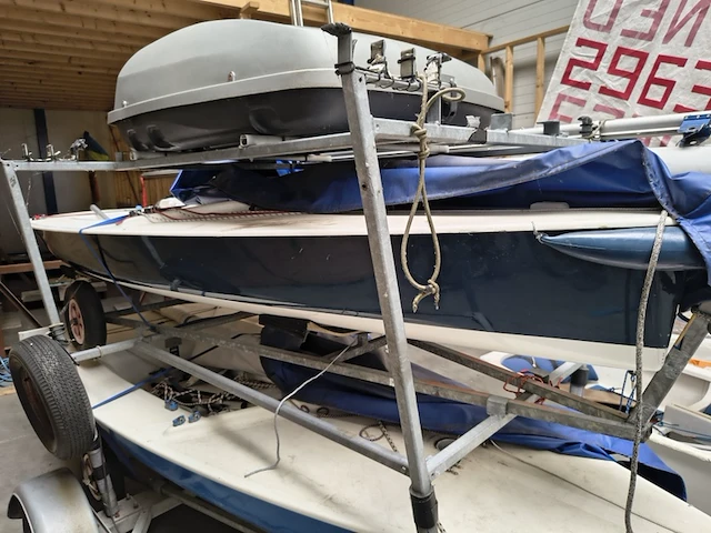 ( locatie sneek ) 2x splash zeilboot inclusief trolleys en wegtrailer, blauw - afbeelding 11 van  22