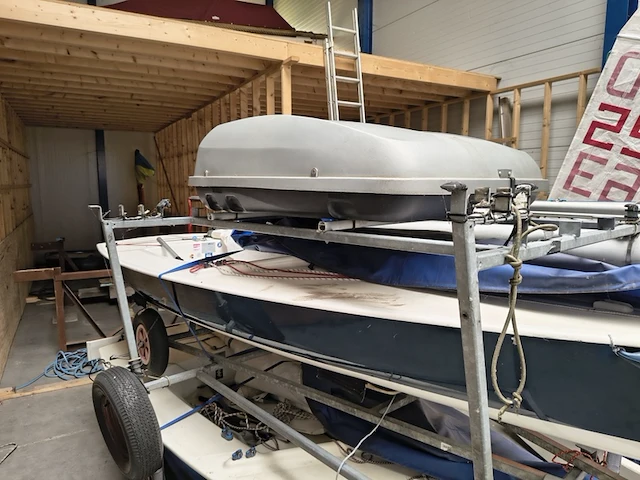 ( locatie sneek ) 2x splash zeilboot inclusief trolleys en wegtrailer, blauw - afbeelding 13 van  22