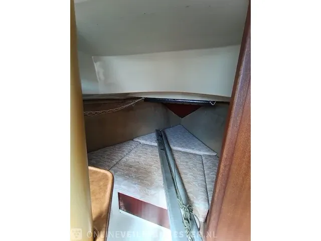 (locatie sneek) kajuitzeilboot met totasu sailpro 6pk 4 takt buitenboordmotor dehler, sprinta 70, wit, bouwjaar 1978 - afbeelding 8 van  36