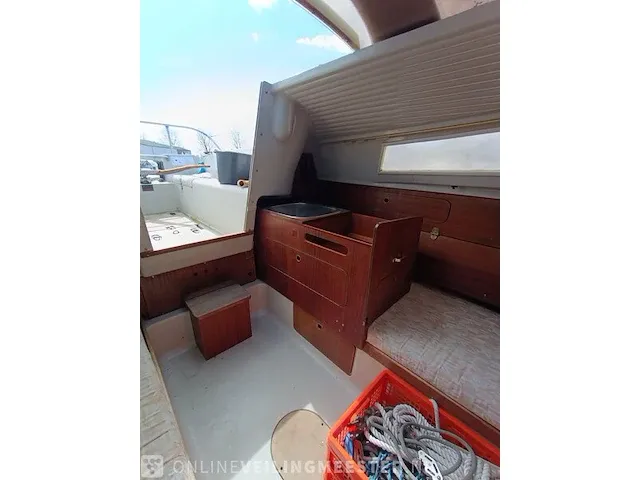 (locatie sneek) kajuitzeilboot met totasu sailpro 6pk 4 takt buitenboordmotor dehler, sprinta 70, wit, bouwjaar 1978 - afbeelding 10 van  36