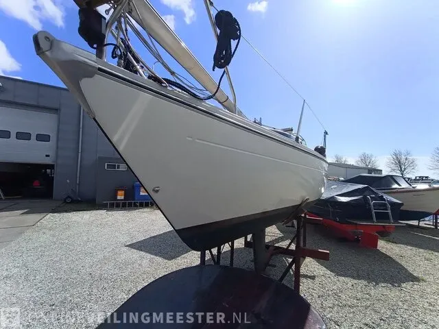 (locatie sneek) kajuitzeilboot met totasu sailpro 6pk 4 takt buitenboordmotor dehler, sprinta 70, wit, bouwjaar 1978 - afbeelding 31 van  36